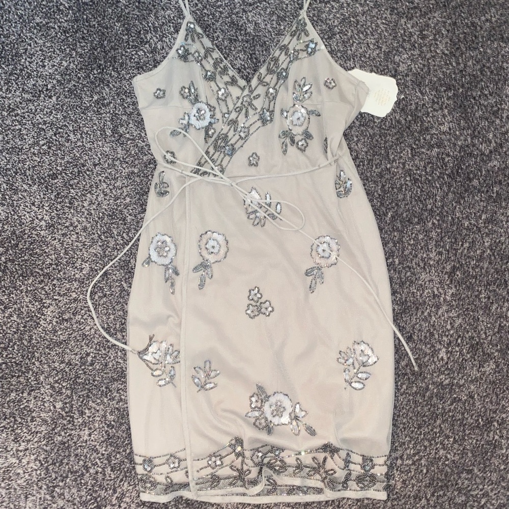 greg allard state dress